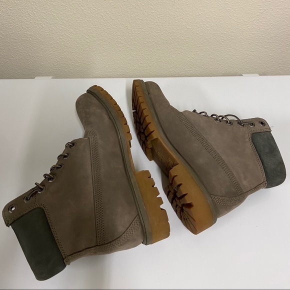 Timberland Men’s Classic Boots, Size 7